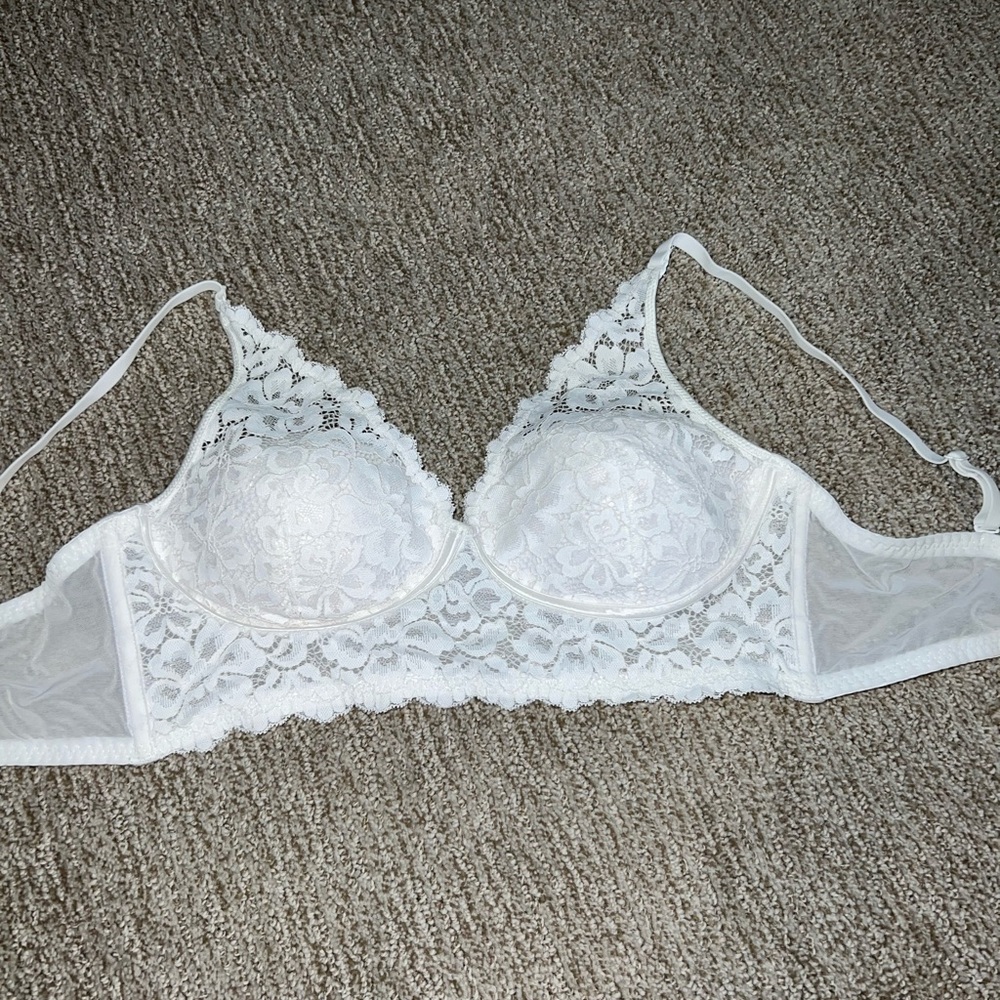 White padded bralette